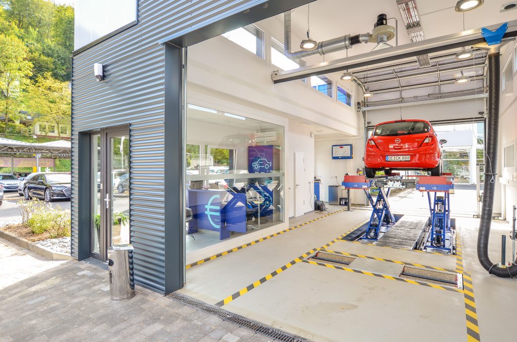 Kfz Sachverständiger für Burbach